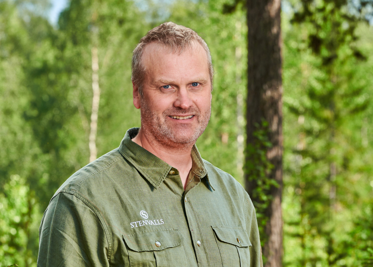 Porträttbild på Rikard Rödlund